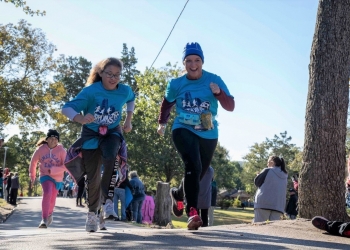 bruins-on-the-run-runners