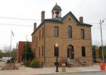 pawhuska-city-hall.