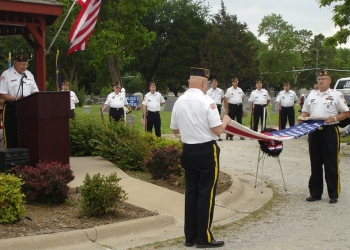 white-rose-memorial-day-2015.
